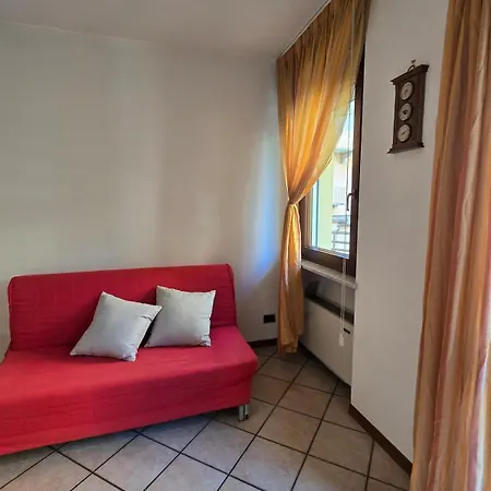 Appartmento Con Garage Privato Amancay Apartment Biella