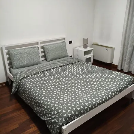 Appartmento Con Garage Privato Amancay Apartment Biella